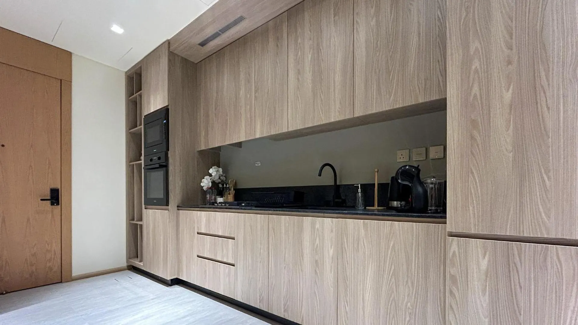 Bespoke Holiday Homes - Stylish 1Br Penthouse In The Autograph Dubai
