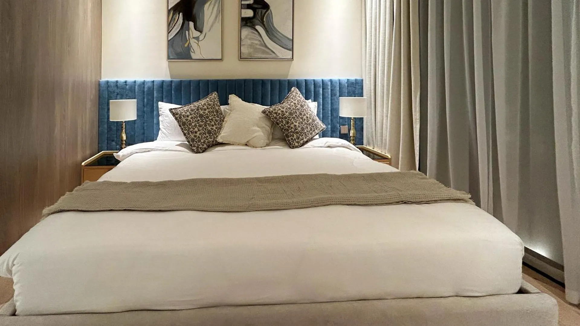 Bespoke Holiday Homes - Stylish 1Br Penthouse In The Autograph Dubai 0*,